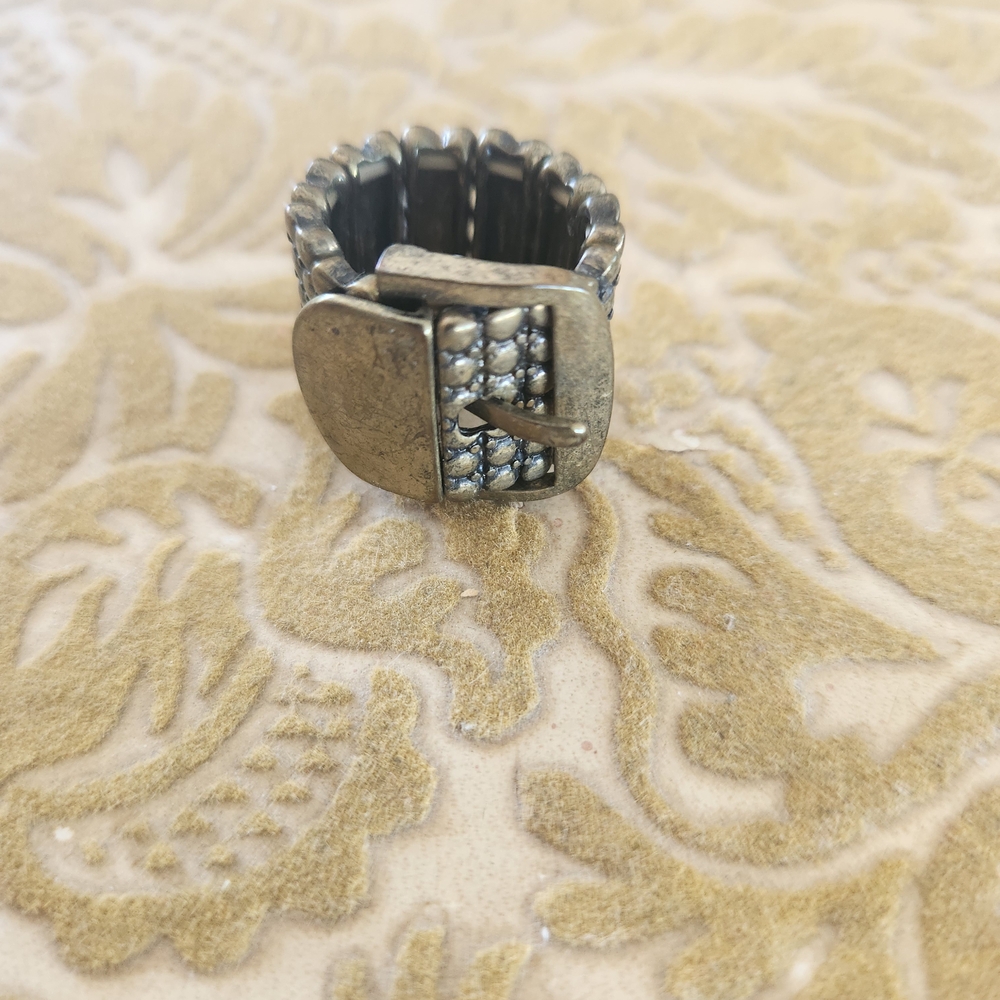 Forever 21 Silver Buckle Ring